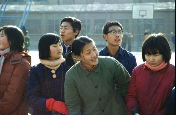 分享一组照片《八十年代的中学生》